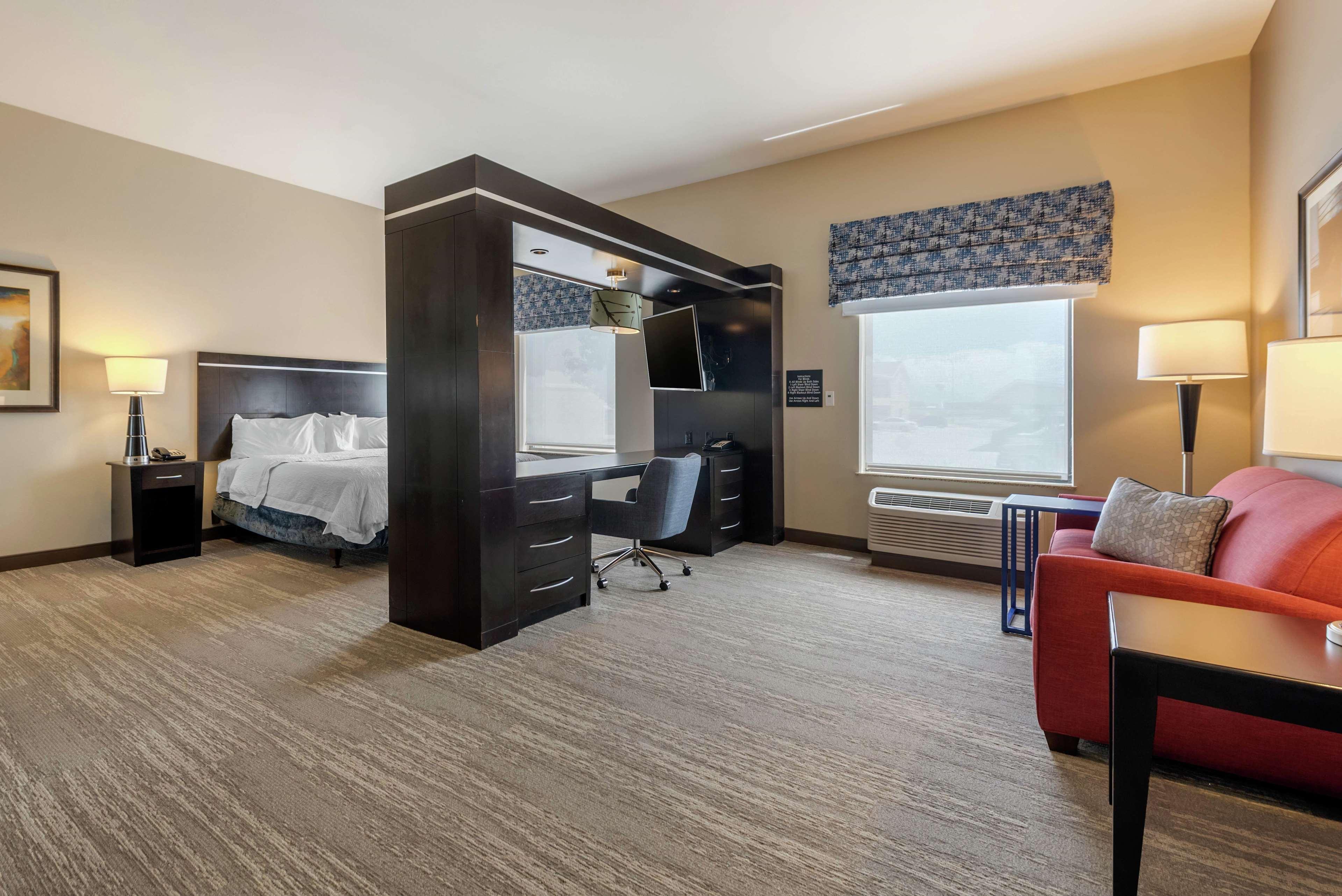 Hampton Inn Аламоса Екстериор снимка