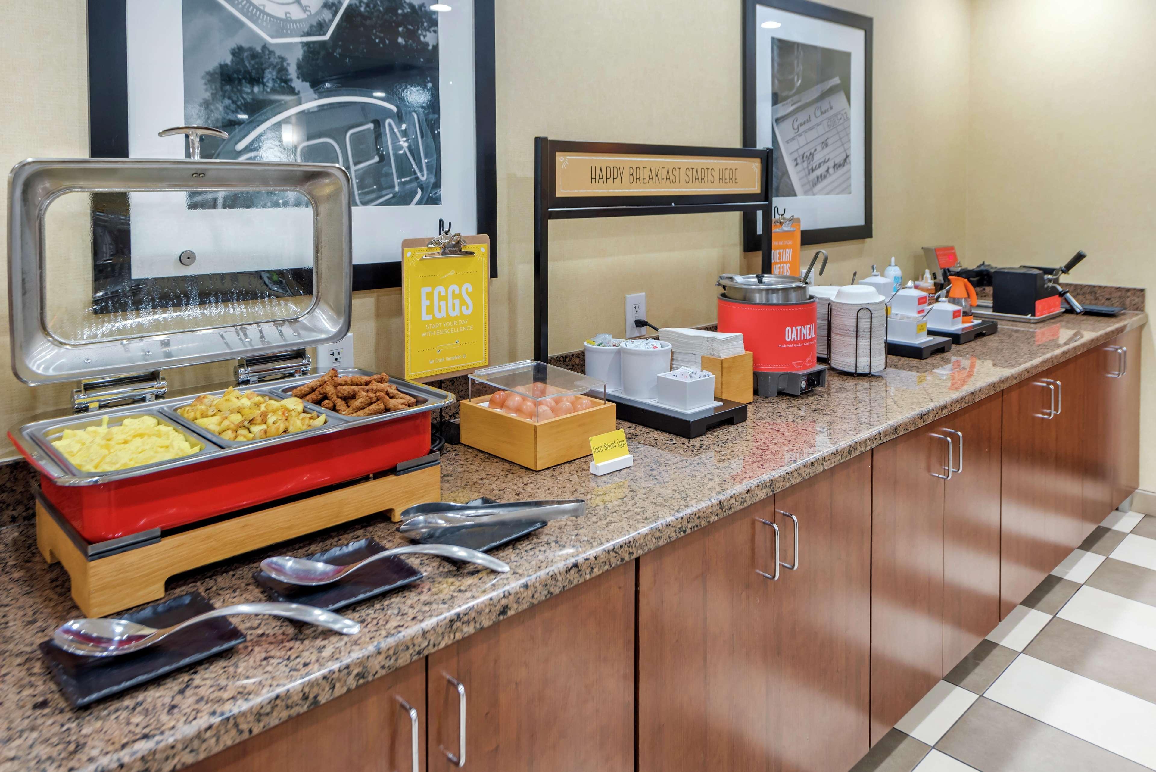 Hampton Inn Аламоса Екстериор снимка